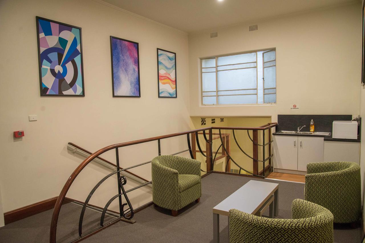 The Mile End Hotel Adelaide Esterno foto