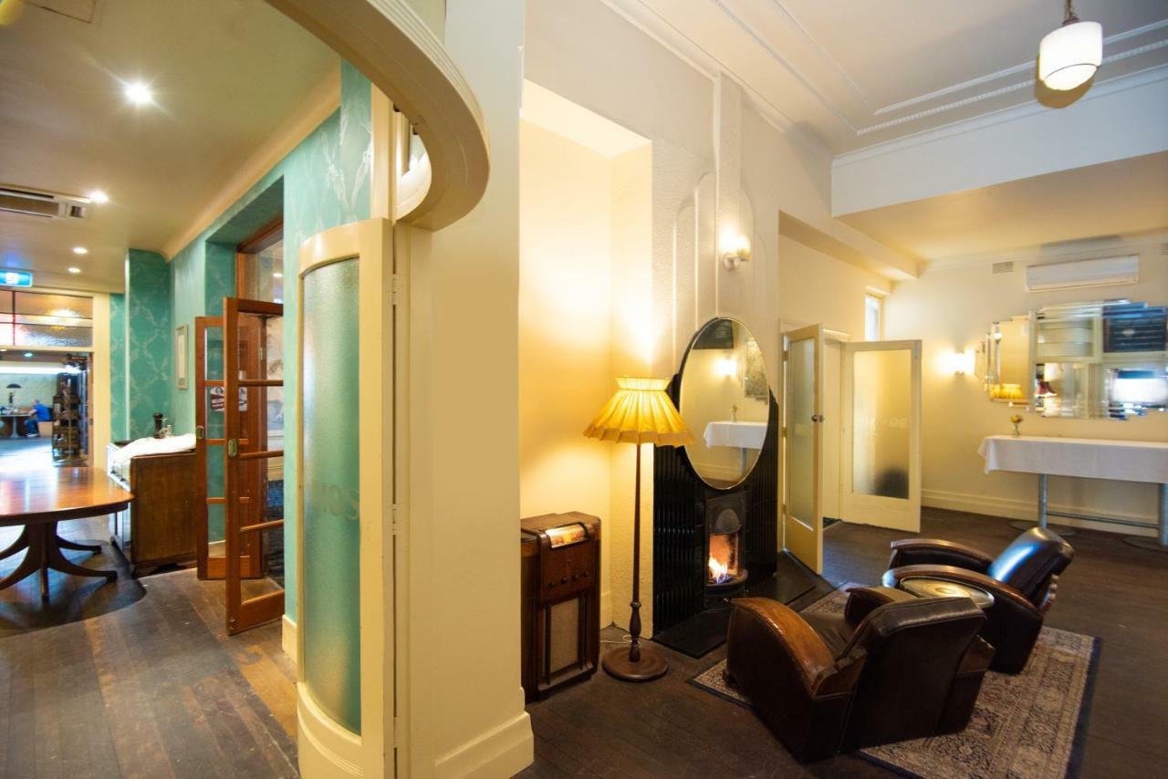 The Mile End Hotel Adelaide Esterno foto